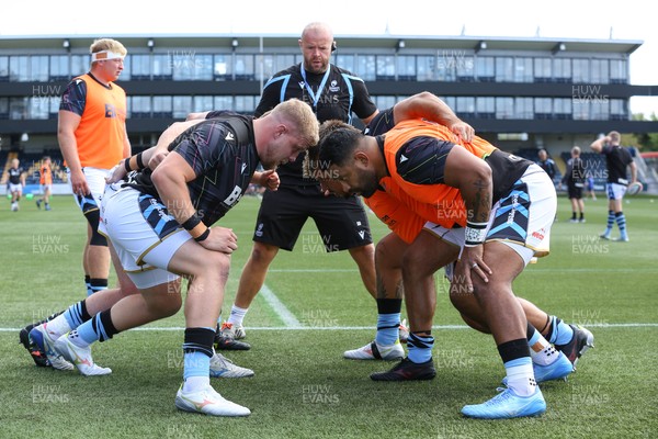 050926 - Worcester Warriors v Cardiff Rugby - Preseason Friendly - Forwards Coach of Cardiff Scott Andrews leads the front rows