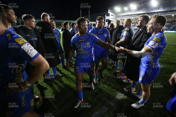 071219 - Worcester Warriors v Dragons - European Rugby Challenge Cup - Dejected Ashton Hewitt of Dragons at full time