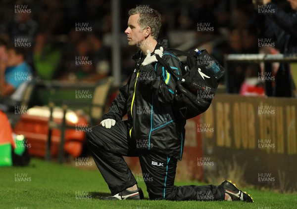 150814 - Worcester Warriors v Ospreys - Preseason friendly - Ospreys medical performance manager Chris Towers