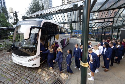 170825 - Women’s Rugby World Cup Welcome Ceremony - Wales depart the team hotel to head to the Women’s Rugby World Cup welcome ceremony at Manchester Town Hall 