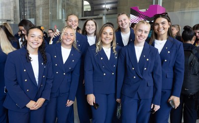 170825 - Women’s Rugby World Cup Welcome Ceremony - Wales’ Meg Davies, Molly Reardon, Tilly Vucaj, Maisie Davies, Jenni Scoble, Alaw Pyrs, Cath Richards and Bryonie King at the Women’s Rugby World Cup welcome ceremony at Manchester Town Hall 