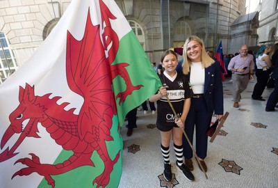 170825 - Women’s Rugby World Cup Welcome Ceremony - Wales’ Alex Callendar with the team flagbearer at the Women’s Rugby World Cup welcome ceremony at Manchester Town Hall 
