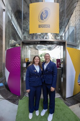 170825 - Women’s Rugby World Cup Welcome Ceremony - Wales’ Maisie Davies and Alaw Pyrs at the Women’s Rugby World Cup welcome ceremony at Manchester Town Hall 