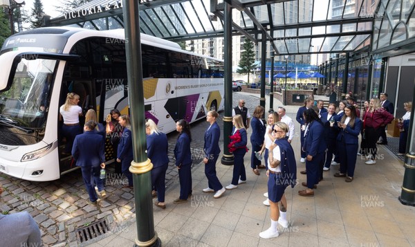 170825 - Women’s Rugby World Cup Welcome Ceremony - Wales depart the team hotel to head to the Women’s Rugby World Cup welcome ceremony at Manchester Town Hall 