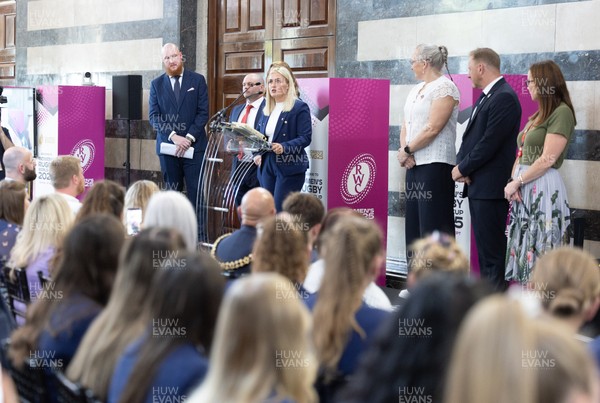170825 - Women’s Rugby World Cup Welcome Ceremony - Wales co-captains Alex Callendar and Kate Williams speak at the Women’s Rugby World Cup welcome ceremony at Manchester Town Hall