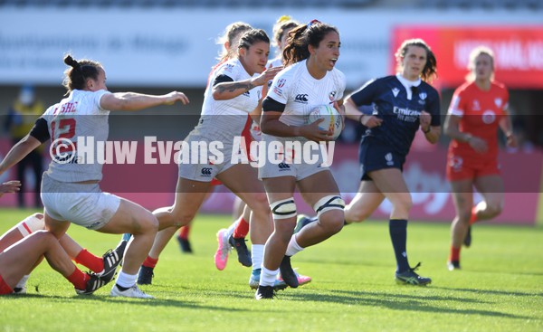 210122 - Poland v USA Women- HSBC World Rugby Sevens Series -  USA’s Sarah Levy runs in to score try