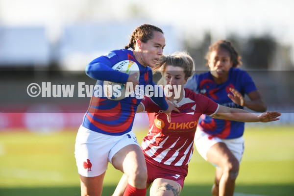 220122 - France v Russia Women  - HSBC World Rugby Sevens Series -  France's Jade Ulutule is tackled by Daria Shestakova