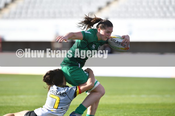 220122 - Belgium v Ireland Women - HSBC World Rugby Sevens Series -  Ireland’s Katie Heffernan is tackled by Manon Nairac
