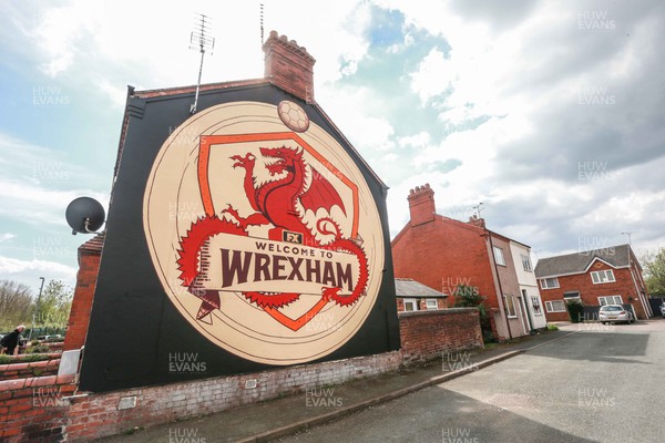 220423 - Wrexham v Boreham Wood - Vanarama National League - Lots of interest in the new Welcome to Wrexham Mural on Crispin Lane near the Racecourse