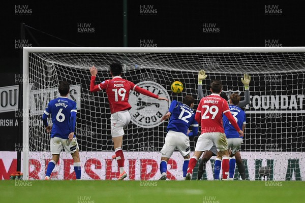 281025 - Wrexham v Cardiff City - Carabao Cup Round 4 - Kieffer Moore of Wrexham heads home to score the equalising goal