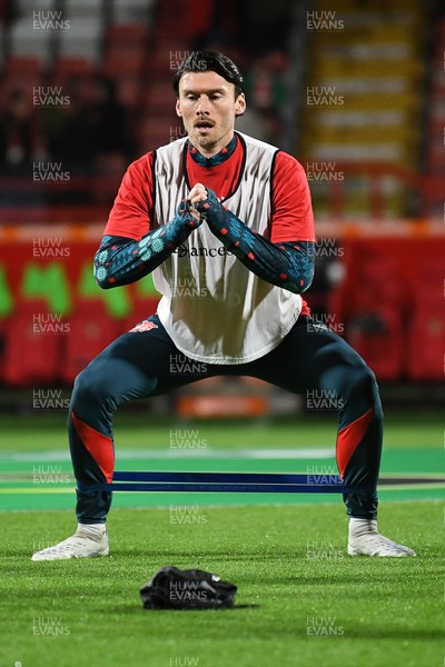 281025 - Wrexham v Cardiff City - Carabao Cup Round 4 - Kieffer Moore of Wrexham