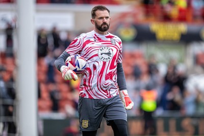 260425 - Wrexham v Charlton Athletic - Sky Bet League 1 - Mark Howard of Wrexham AFC ahead of kick off