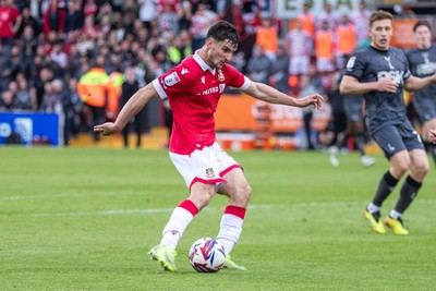 260425 - Wrexham v Charlton Athletic - Sky Bet League 1 - Ryan Longman of Wrexham AFC takes a shot