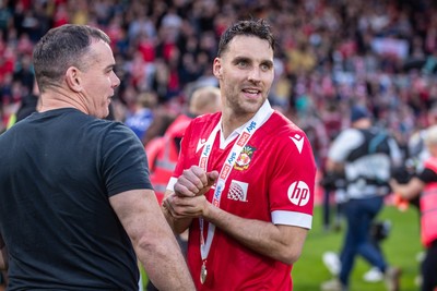 260425 - Wrexham v Charlton Athletic - Sky Bet League 1 - Wrexham players celebrate their promotion at full time