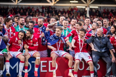 260425 - Wrexham v Charlton Athletic - Sky Bet League 1 - Wrexham players celebrate promotion