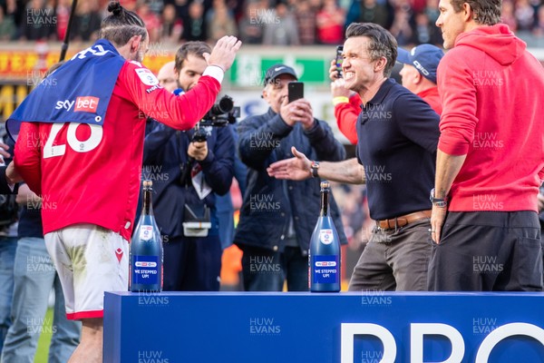 260425 - Wrexham v Charlton Athletic - Sky Bet League 1 - Steven Fletcher of Wrexham AFC celebrates with co-owner Rob McElheney
