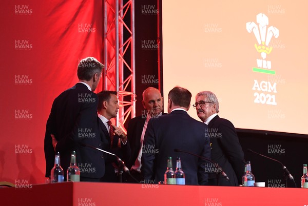 171021 - Welsh Rugby Union Annual General Meeting - Tim Moss, Rhodri Lewis, Rob Butcher, Steve Phillips and Gerald Davies during the WRU AGM