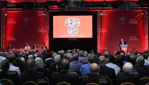 171021 - Welsh Rugby Union Annual General Meeting - Steve Phillips during the WRU AGM