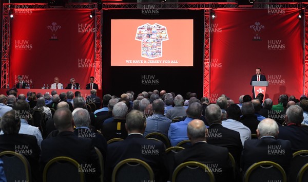 171021 - Welsh Rugby Union Annual General Meeting - Steve Phillips during the WRU AGM