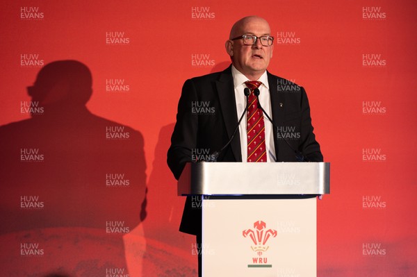 301125 - Welsh Rugby Union AGM, Vale Hotel - Welsh Rugby Union Chairman Richard Collier-Keywood addresses delegates at the AGM