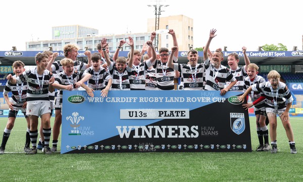 220522 - WRU Cardiff Rugby Land Rover Cup Finals Day - Pontyclun celebrate with the U13 Plate after beating Llanharan in the fina