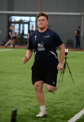 260424 - WRU - Cardiff Vale Training session - Action shots during training