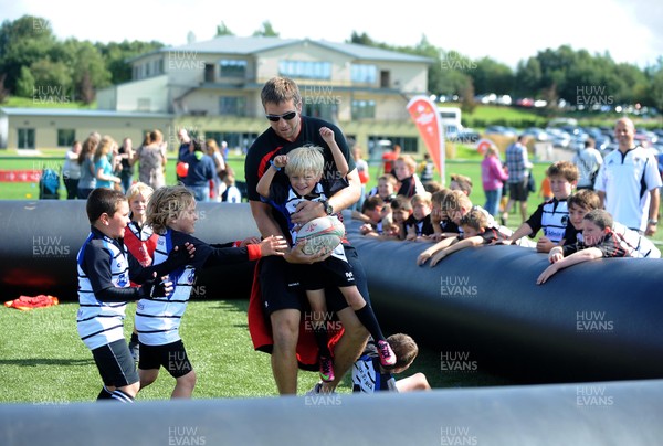 190813 - WRU - Admiral Festival of Rugby -Ryan Jones gets involved in the cage rugby