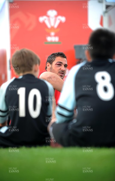 190813 - WRU - Admiral Festival of Rugby -Andries Pretorius chats with youngsters 