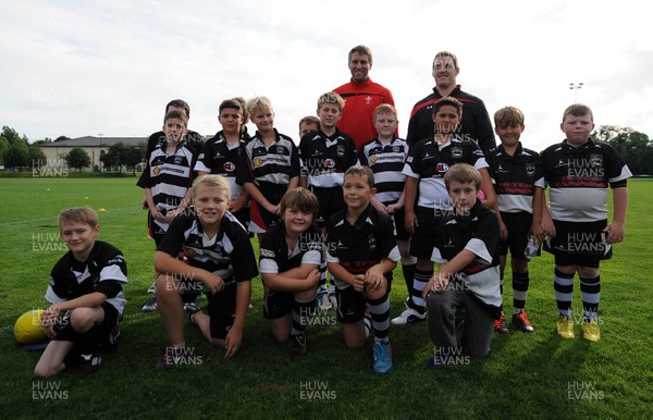 180813 - WRU - Admiral Festival of Rugby -Ryan Jones and Gethin Jenkins take part in a team photo at the Admiral Festival of Rugby