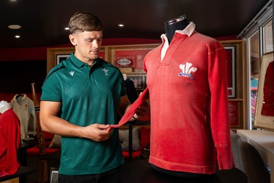 300926 - National Sporting Heritage Day WRU - Picture shows Alex Mann at the WRU National Sporting Heritage Day Event at the Principality Stadium in Cardiff, Wales