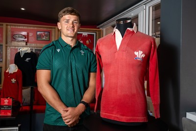 300926 - National Sporting Heritage Day WRU - Picture shows Alex Mann at the WRU National Sporting Heritage Day Event at the Principality Stadium in Cardiff, Wales