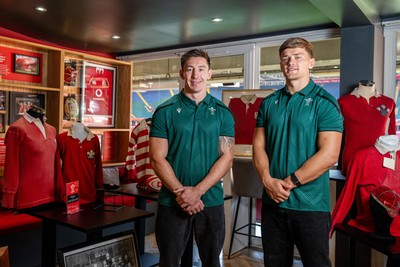300926 - National Sporting Heritage Day WRU - Picture shows Josh Adams (left) and Alex Mann at the WRU National Sporting Heritage Day Event at the Principality Stadium in Cardiff, Wales