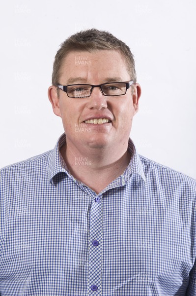 10.05.11 - WRU Performance and Development Staff - Jason Lewis. 