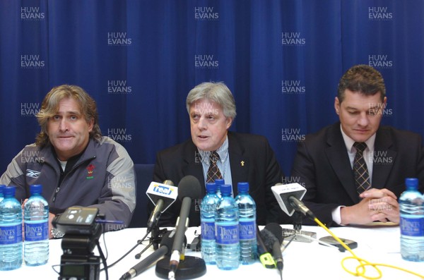 140206  Wales rugby coach resignation - Stand in Welsh coach Scott Johnson (lt) and WRU Chief Executive Steve Lewis (centre) and David Pickering (rt) at press conference to announce Mike Ruddock resignation 