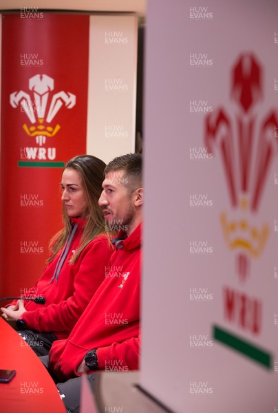 291119 - Wales Captains Run, Principality Stadium -  Wales Womens Captain Siwan Lillicrap and Wales' captain Justin Tipuric give joint press conference ahead of their matches against the Barbarians