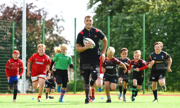 170817 - WRU Rugby Camps - Caerphilly Zane Kirchner of Dragons