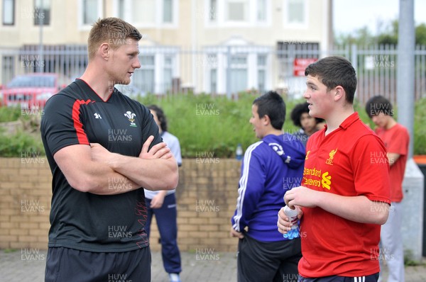 210513 - WRU - Street Rugby - Andrew Coombs chats with young adults taking part in Street Rugby, YMCA, Newport