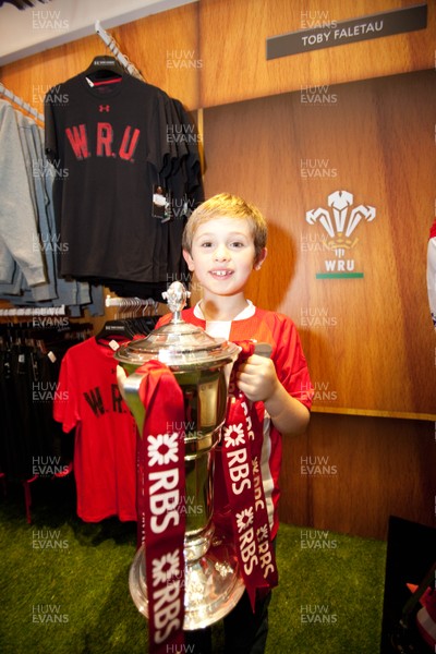 111012 - Opening of the new WRU Ticket Store at St Davids 2 in Cardiff