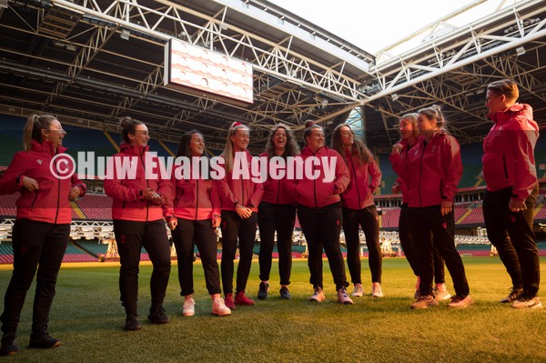 120122 - Welsh Rugby Union Women's Rugby Contracts - Members of the Welsh Rugby Union Women's squad at the Principality Stadium as the Welsh Rugby Union announce the first 12 Women's full time contracts for international players Left to right, Elinor Snowsill, Siwan Lillicrap, Ffion Lewis, Hannah Jones, Natalia John, Carys Phillips, Lisa Neumann, Alisha Butchers, Kiera Bevan and Donna Rose