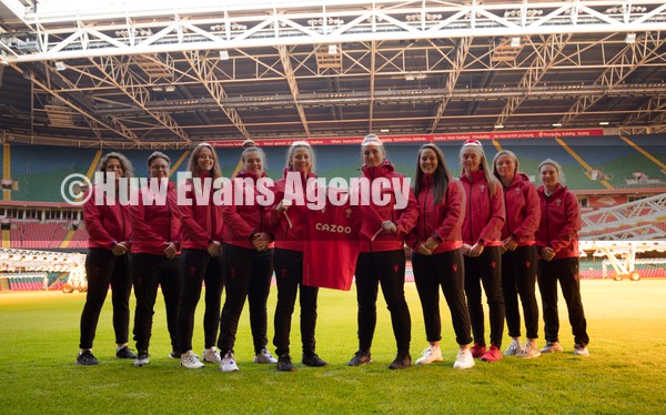 120122 - Welsh Rugby Union Women's Rugby Contracts - 120122 - Welsh Rugby Union Women's players, left to right, Natalia John, Donna Rose, Lisa Neumann, Carys Phillips, Elinor Snowsill, Siwan Lillicrap, Ffion Lewis, Hannah Jones, Alisha Butchers and Kiera Bevan at the Principality Stadium as the Welsh Rugby Union announce the first 12 Women's full time contracts for international players