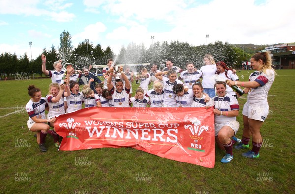 200517 - WRU Women's Super Cup Finals Day - Caernafon v Swansea - Cup Final -  Swansea celebrate winning the cup 