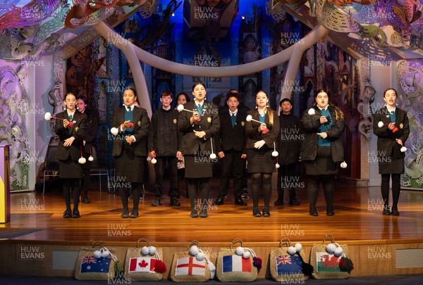 171023 - WXV1 Welcome Event and Captain’s Photocall - Schoolchildren perform at the traditional welcome event at Te Papa, Wellington