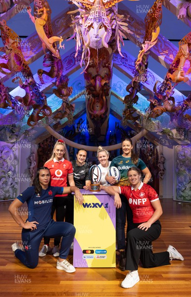171023 - WXV1 Welcome Event and Captain’s Photocall - Captains Manae Feleu of France, Hannah Jones of Wales, Ruahei Demant of New Zealand, Marlie Packer of England, Michaela Leonard of Australia and Sophie de Goede of Canada with the WXV1 Trophy at the traditional welcome event at Te Papa, Wellington