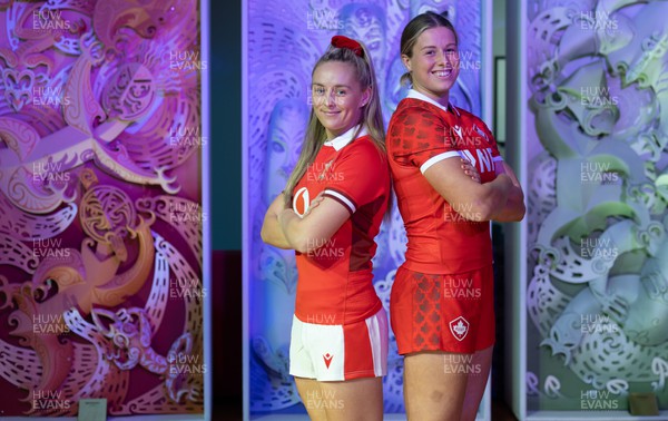 171023 - WXV1 Welcome Event and Captain’s Photocall -  Wales captain Hannah Jones with Canada Captain Sophie de Goede at the traditional welcome event and Captains photocall at Te Papa, Wellington
