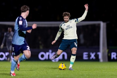 010126 - Wycombe Wanderers v Cardiff City - Sky Bet League 1 - Calum Chambers of Cardiff City in action