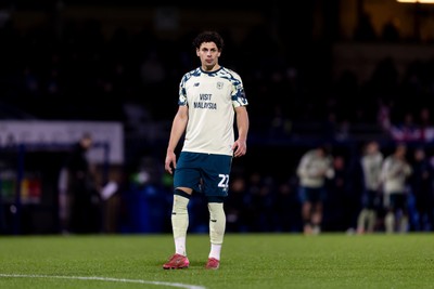 010126 - Wycombe Wanderers v Cardiff City - Sky Bet League 1 - Yousef Salech of Cardiff City looks on