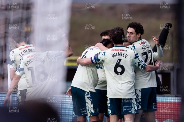 010126 - Wycombe Wanderers v Cardiff City - Sky Bet League 1 - Chris Willock of Cardiff City celebrates with his teammates after scoring his sides first goal