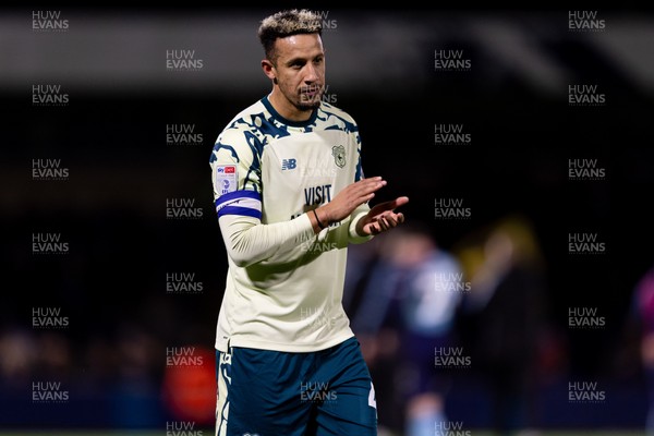 010126 - Wycombe Wanderers v Cardiff City - Sky Bet League 1 - Callum Robinson of Cardiff City applauds the fans after the final whistle