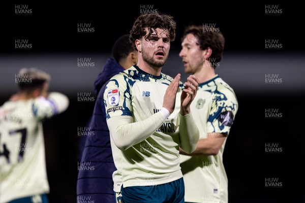 010126 - Wycombe Wanderers v Cardiff City - Sky Bet League 1 - Ollie Tanner of Cardiff City applauds the fans after the final whistle