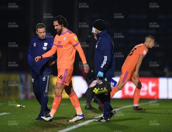 291220 - Wycombe Wanderers v Cardiff City - Sky Bet Championship - Sean Morrison of Cardiff City leaves the pitch injured in the first half